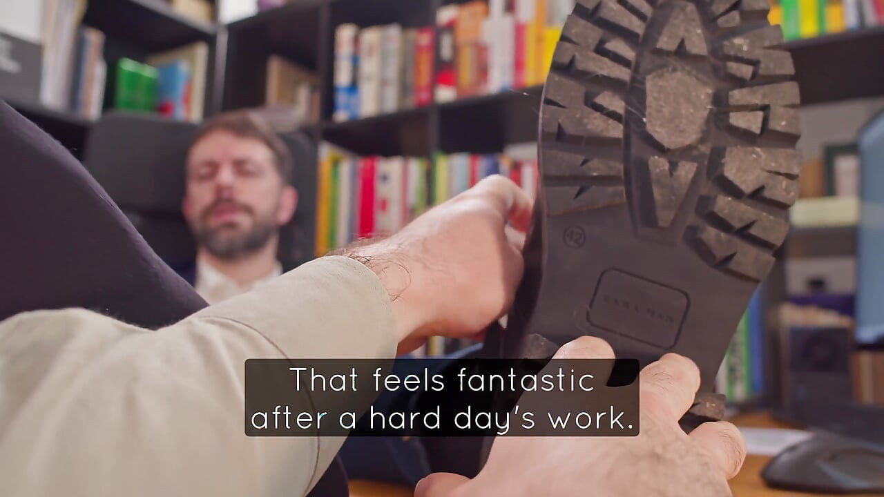 The Foot Secretary