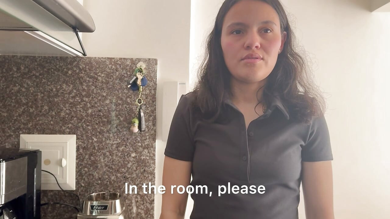 My neighbor teaches me how to be a hot lesbian