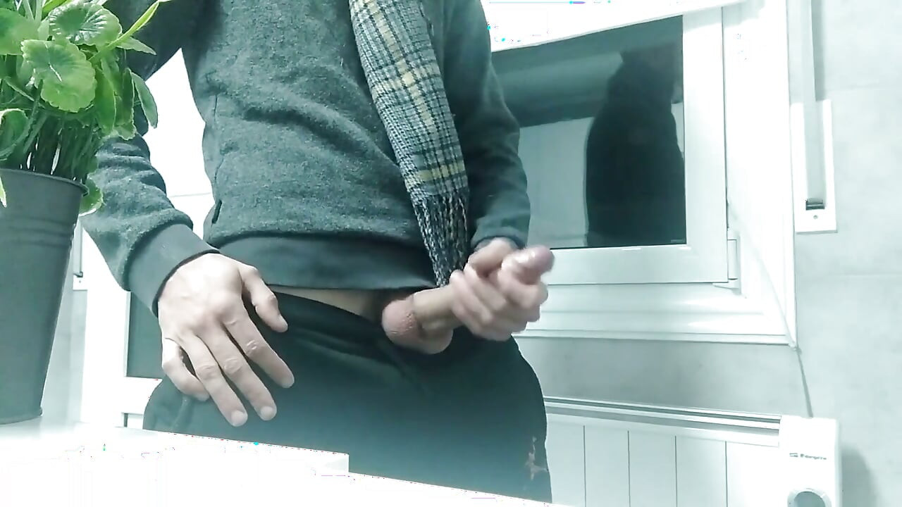 Big Cock Guy with His Scarf, He Is Cold and He Jerks off and Cums to Get Warm