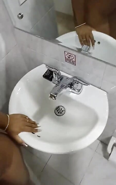Evo videa prethodne priče, sve je počelo dolaskom u njujoršku podzemnu željeznicu, a završilo s bl