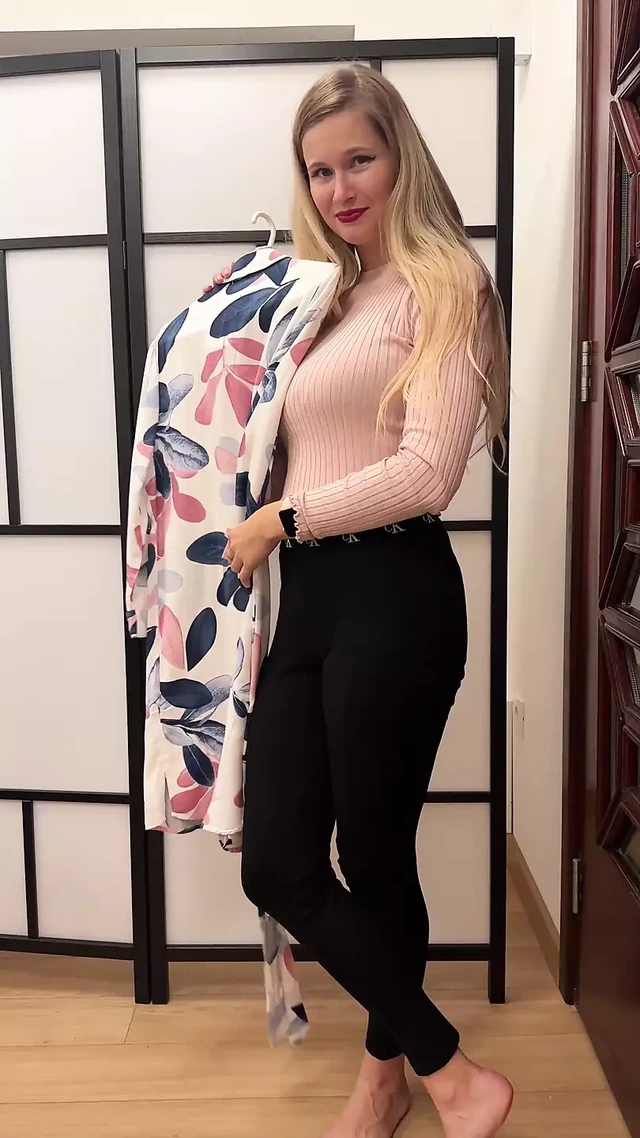 Stella Cardo Squirted in the Fitting Room