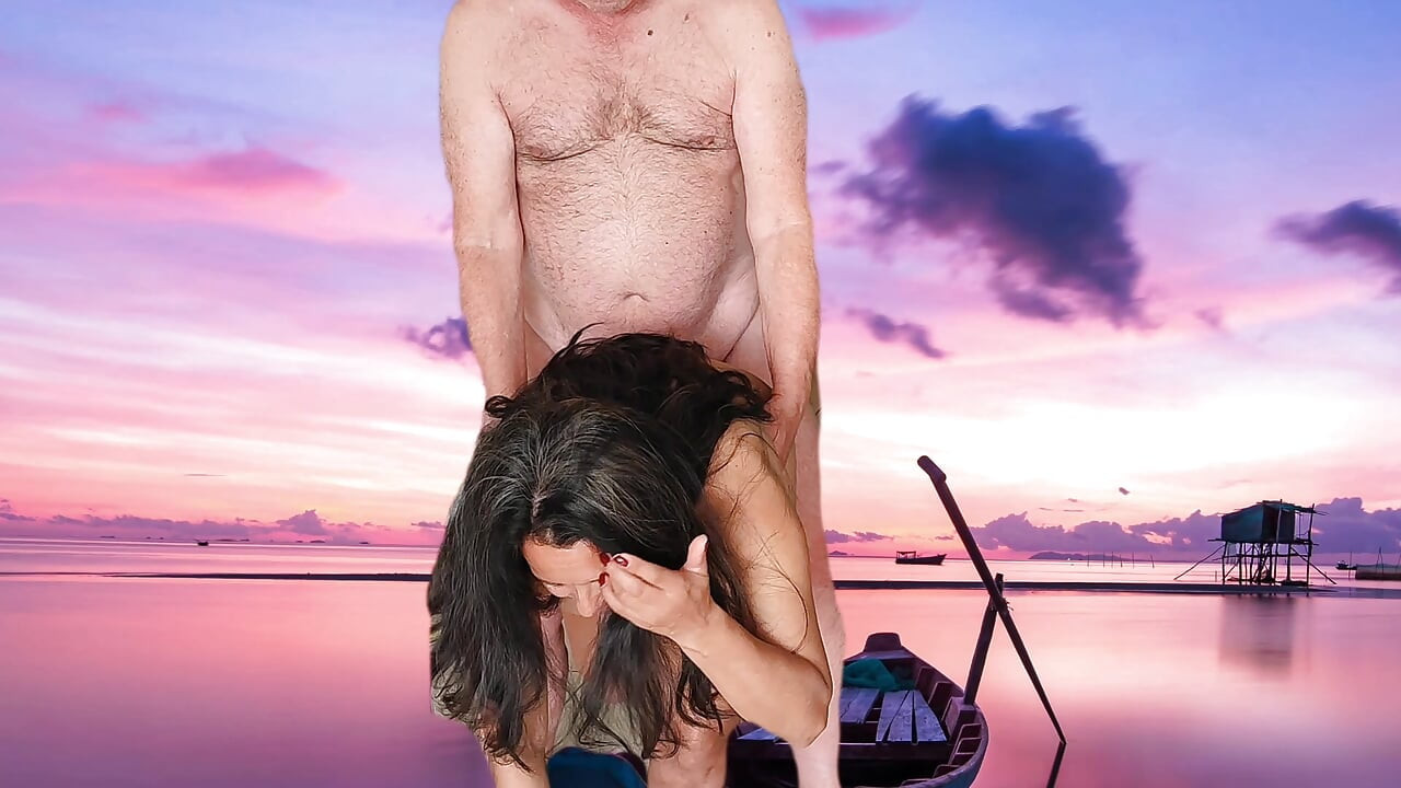 نقع ساخن التعري الرطب مع ADAMANDEVE و LUPO