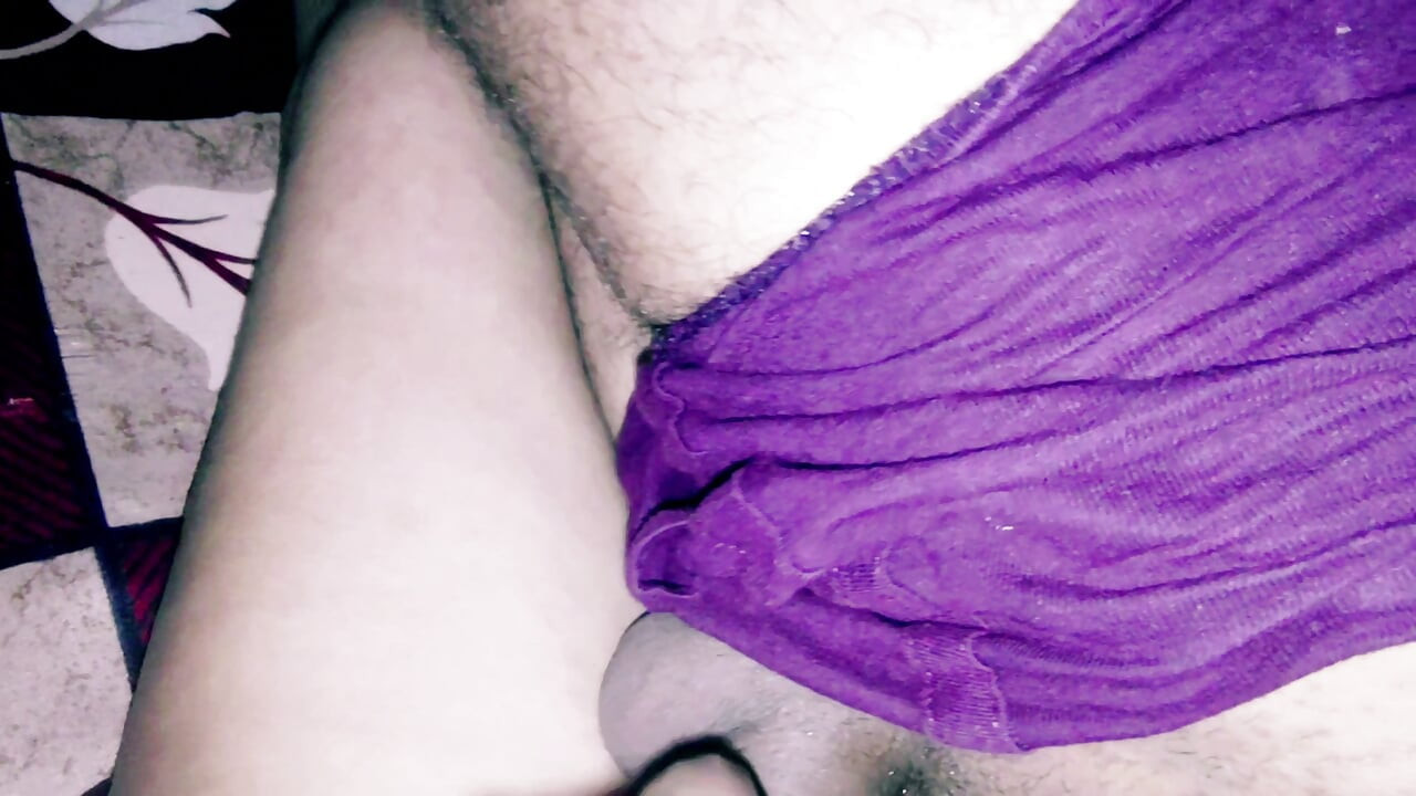 Desi hot bhabhi ko fiercely choda, chut se pani nikal diya