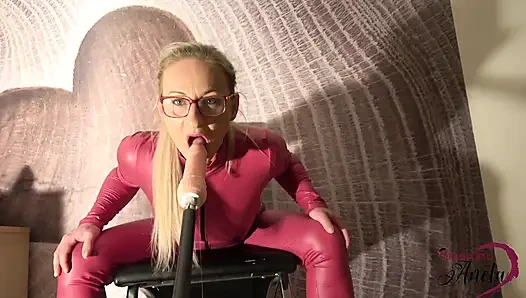 Student Aneta Looking for a Roommate