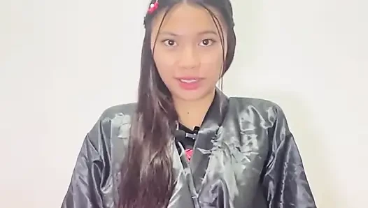 Симпатичная девушка