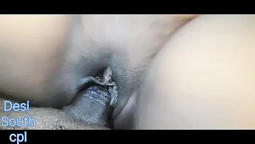 Hintli tamil evli kadın ev yapımı videoyu boşalttıktan sonra tıraşını temizliyor