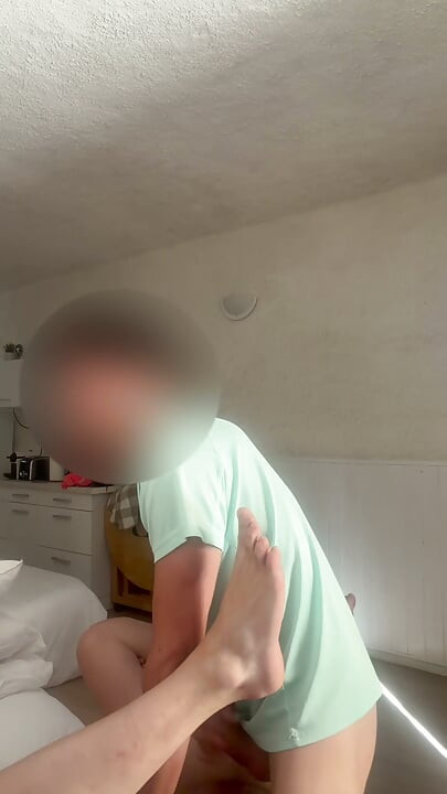 Ich entlade meine Eier an meiner Blondine