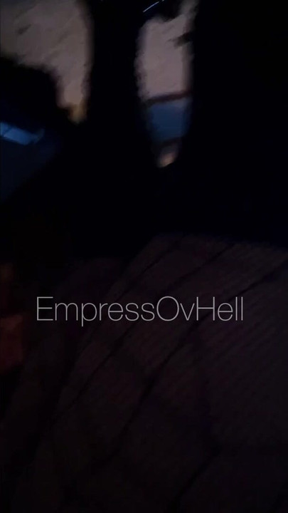 Grote tieten gothic milf