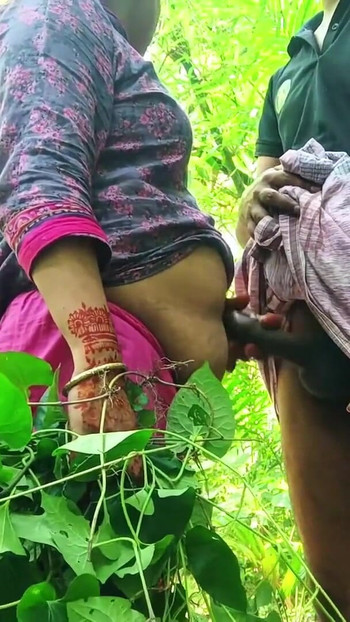 Must-share moment from "Jungle sex with uncle&#039;s new wife,and clear audio."