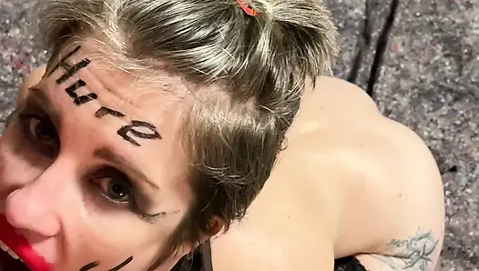 Julia swallows