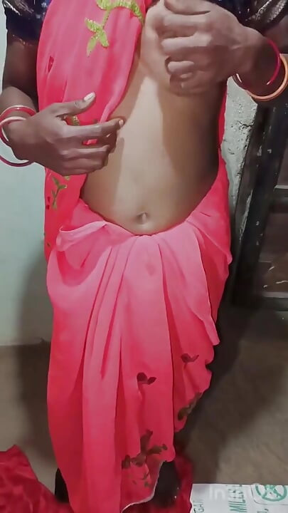 Indiana Dogi estilo completo romance e sexo