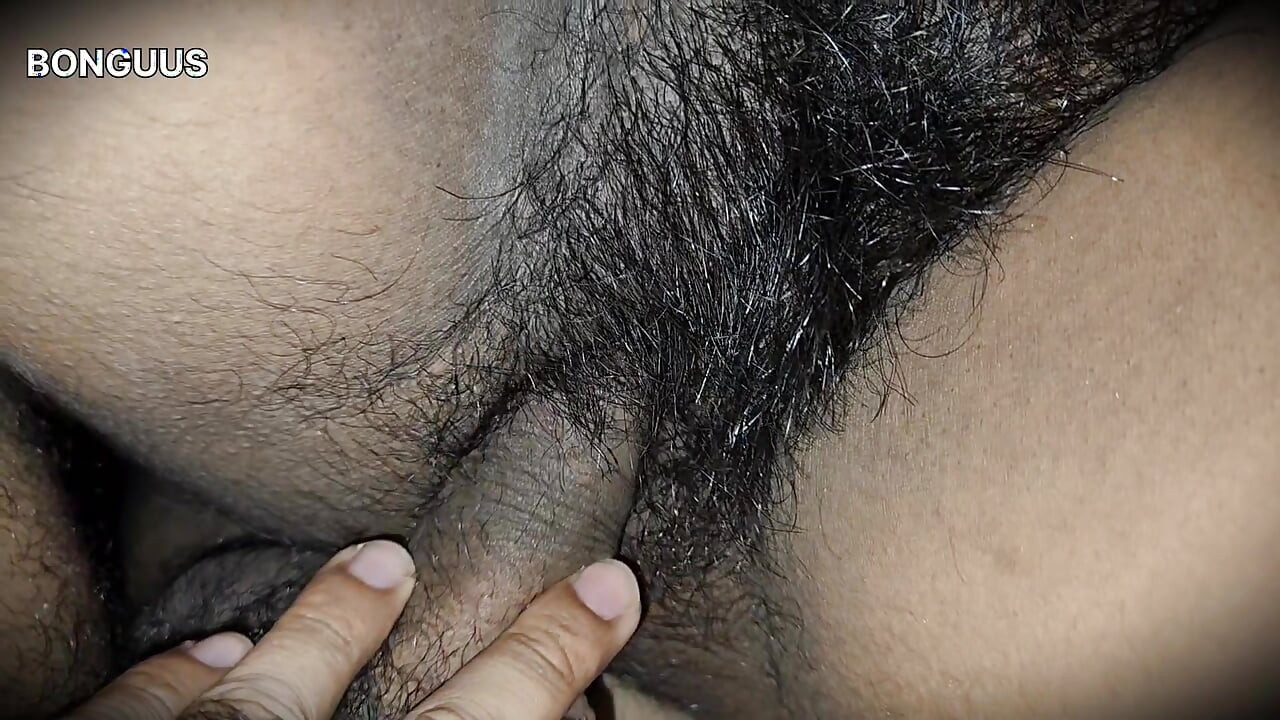Desi Aunty sharing bed when Husband is not at home Hairy Pussy Fucking