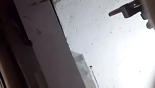 Temmuz'un birincisi video seks izlerken mastürbasyon yapıyor