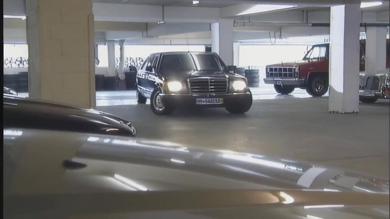 Kontor Blondine Deepthroats Fedt Kollega Pik