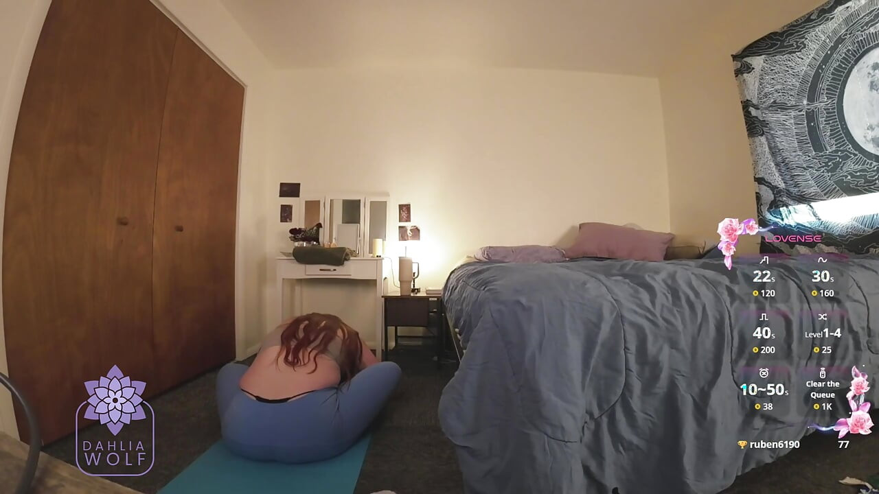 Sensual yoga livestream