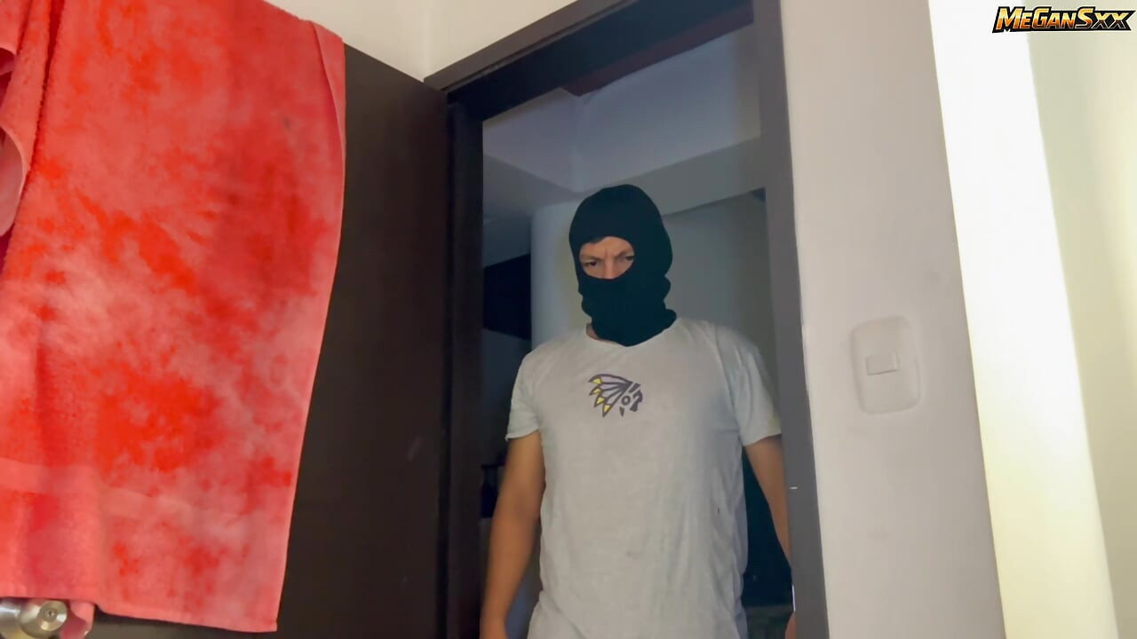 Beautiful big ass Latina is rebuked by a thief in her house.