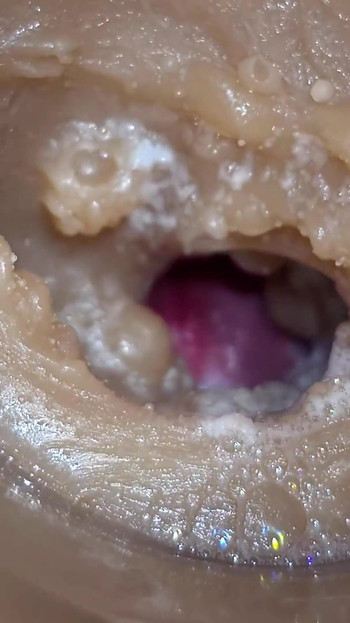 ASMRのディーププッシーがキャプチャされた過剰摂取の精液射精4K