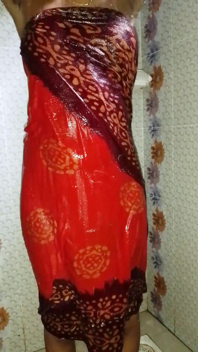 วิดีโออาบน้ําของกู