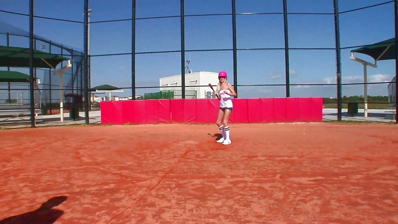 Sexy blonde gets fucked by a big cock and creampied