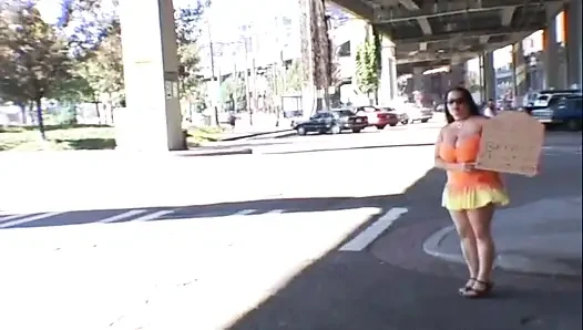 Klasik büyük memeler Devyn 90'ların doğalları