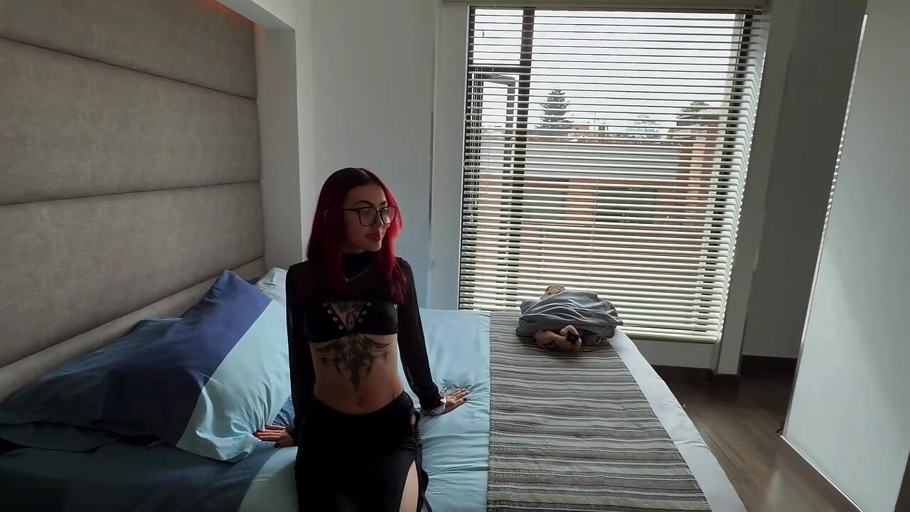 I take a stranger home in BOGOTA and end up fucking her without a condom