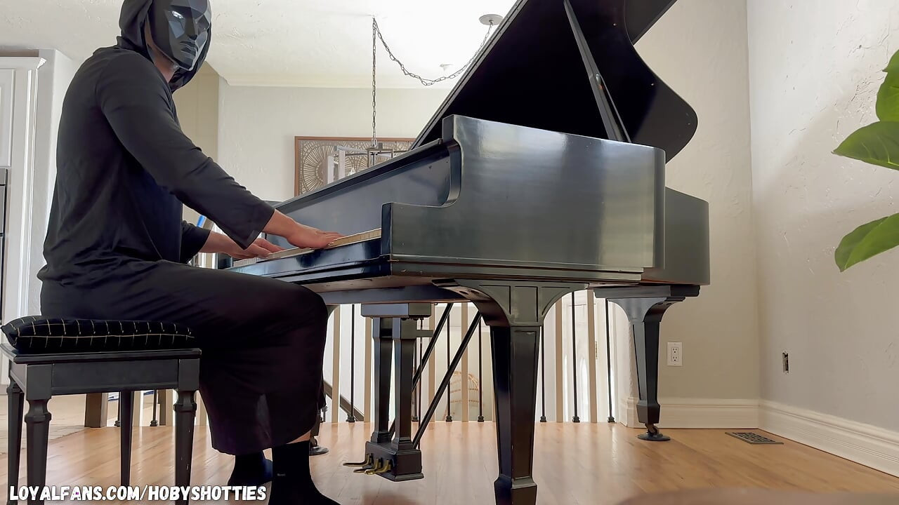 Masked Piano Player Face Fucks & Cums On Pretty Young Slut's Face