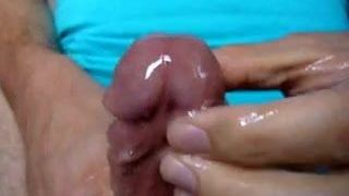 Branlette ma bite mouillée: beaucoup de sperme!