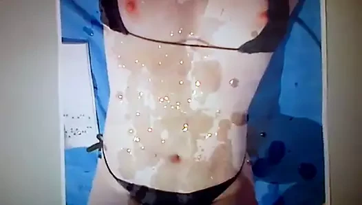 İtalyan kız bikini alır bir büyük cumshot