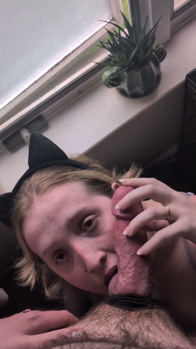 Pretty kitty uses tongue and claws to tease her cock toy | Clip 2
