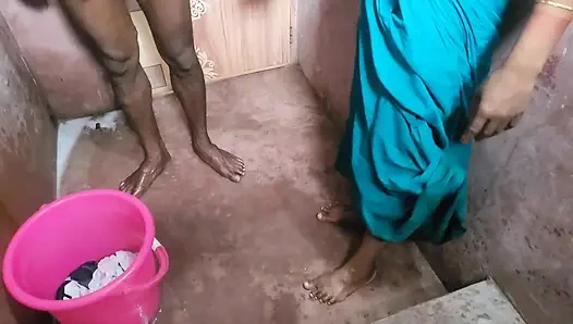 Bangladeshi husband and wife viral sex video.