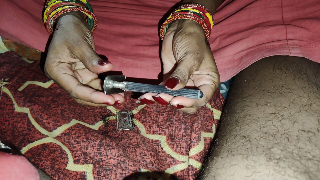 Village Jaya Bhabhi Apne Boyfriend Ke Hair Shaving Razor Se Husband Not Home Enjoyed Apne Lovers Se Mast Wala Video Jhat Saf Karte Huye Jan