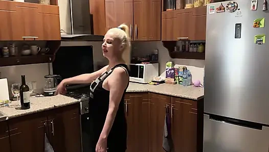 My upstairs russian milf neighbor invited me to her house