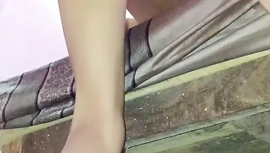 Kocası karısını sikiyor ve amını fışkırtıyor
