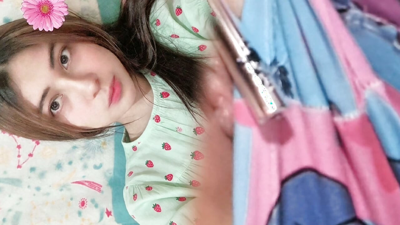 Influencer colombiana faz pornô