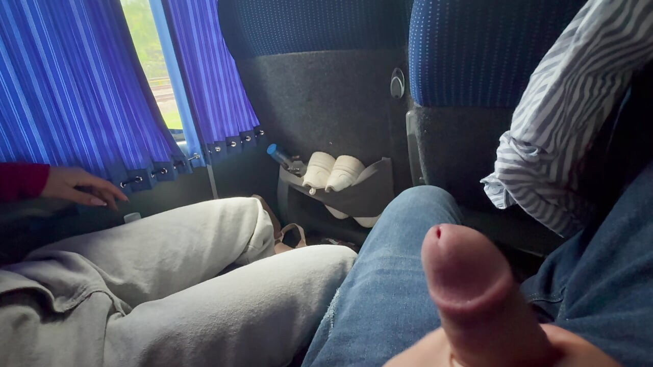 Road to MEDELLIN, jerkoff and fingering pussy with in public service bus