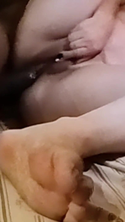 بي بي سي، سميك، يمد مؤخرة وكس زوجته تستمتع بلقاء عطلة نهاية الأسبوع في الفندق | مقطع 1