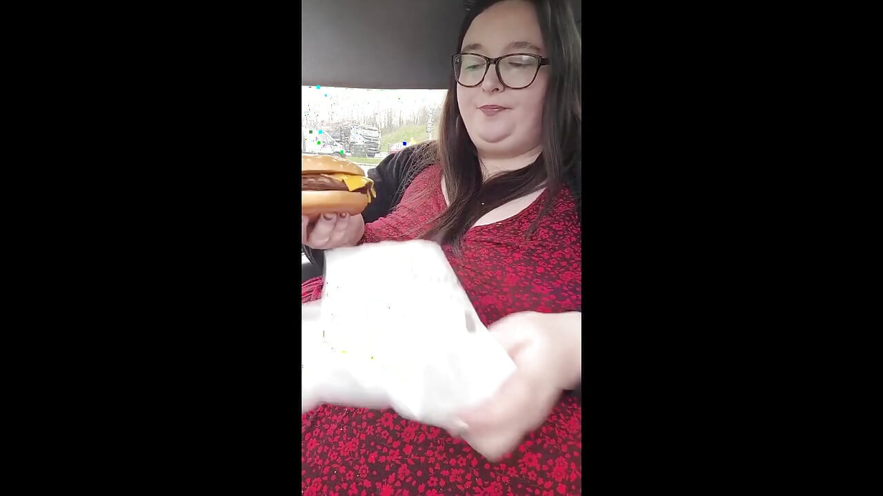 LadyBrads Vs Burger king