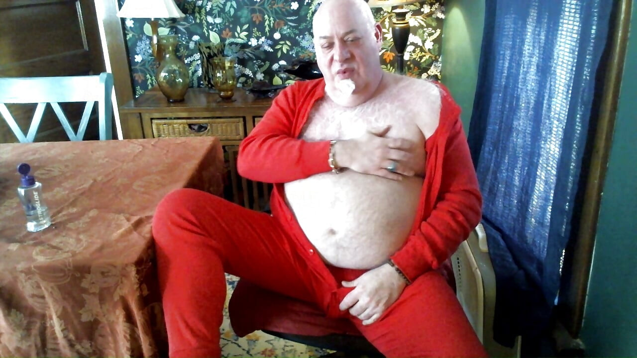 Beardaddychub Jerks and Cums on Cam in a Union Suit!