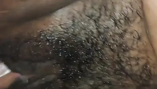 Memekku yang aduhai - memek tante tiri tamil