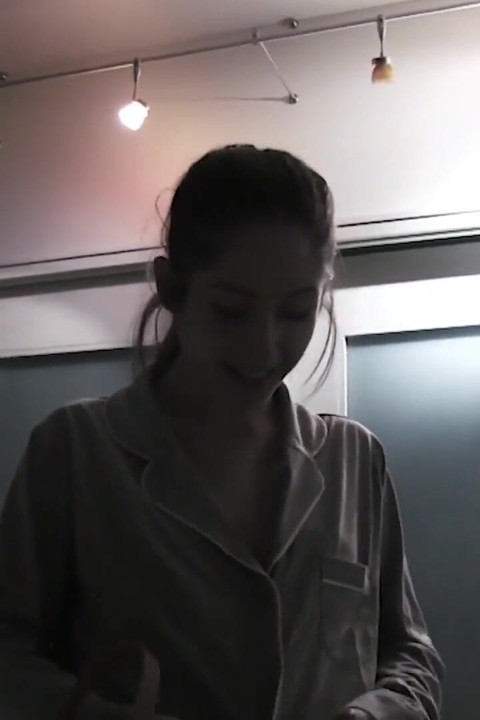 BFFS - Nevaljale najbolje drugarice su fingerovane i izbušene dildom na pidžama žurci