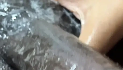 Babasının sikini emiyor