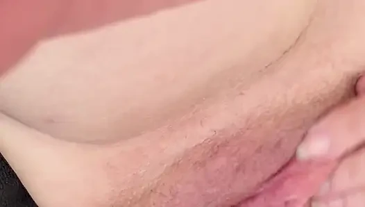 Dirtytalk MILF, großer kitzler, feuchte muschi