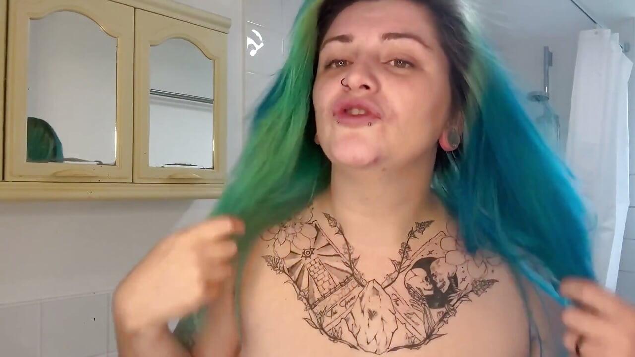 Topless Haircut