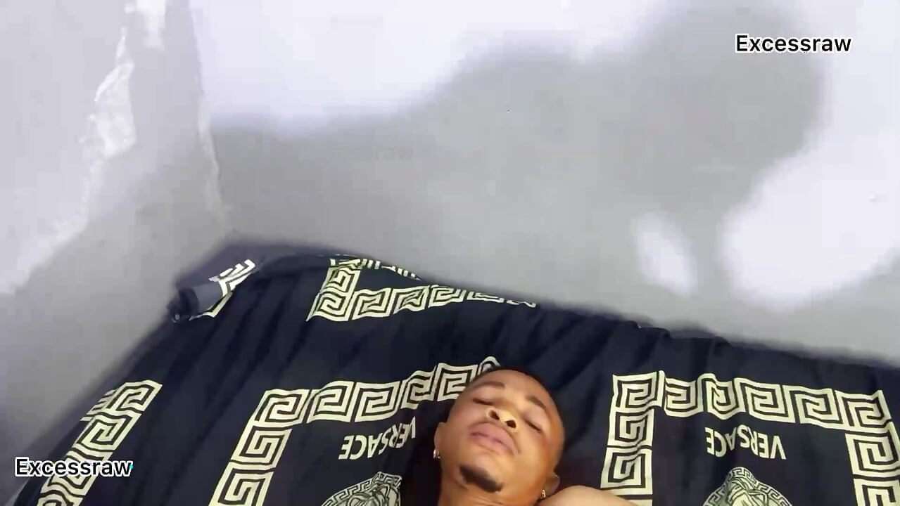 Nem toda história de família é simples: estou fodendo minha esposa meio-irmão