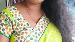 Telugu esposa lamala mostra seus bens