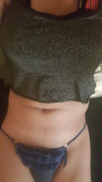 Look my buddy is sexyy iam very hot
Comments and like my video 📹
