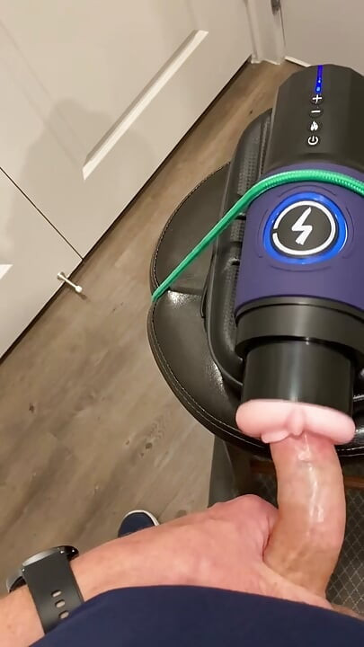 Turbo Pussy Fuck Toy Makes Me Cum Three Times!