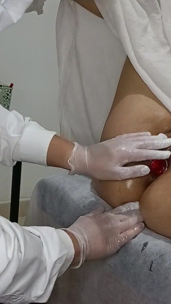 Spectacular moment from "Gynecologist can't resist and ends up having sex with patient during exam"