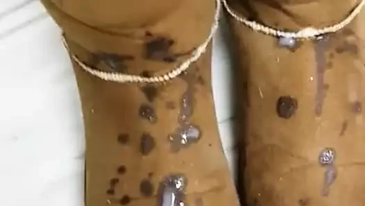 Sekreter kışlık botlar üzerinde büyük cumshot