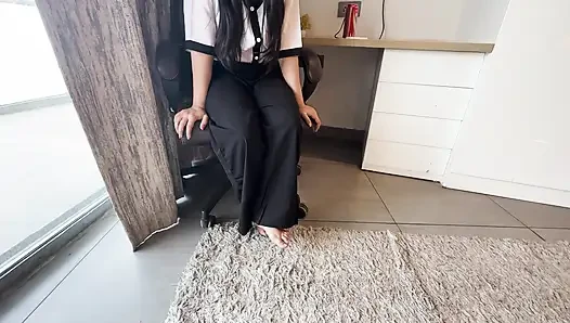 Employee Ko Beer Pila Ke Uske Sath Hardcore Chudai Ki